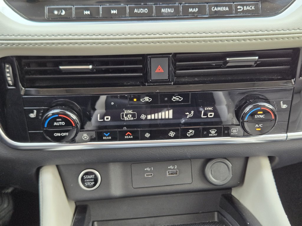 Used 2023 Nissan Rogue SL w/ SL Premium Package FWD image 24