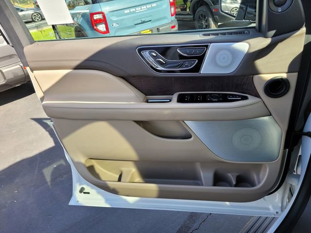 Used 2023 Lincoln Navigator L Reserve image 27