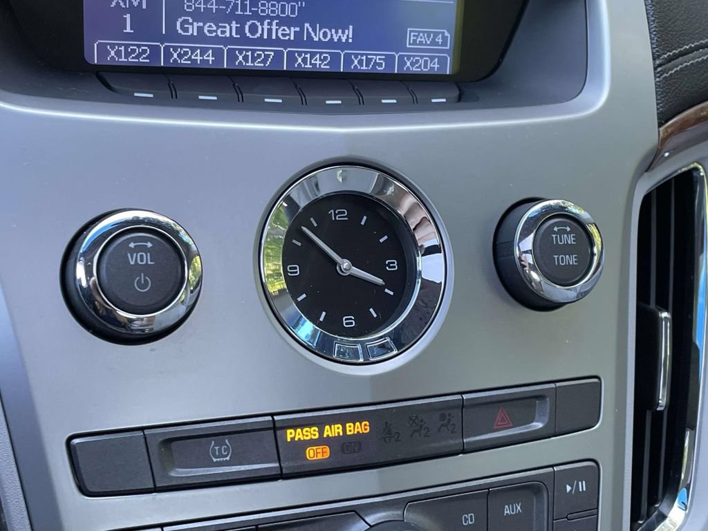 Used 2010 Cadillac CTS Luxury RWD image 24