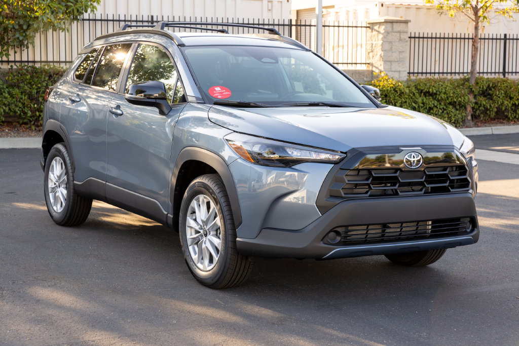 New 2026 Toyota Corolla Cross LE FWD image 3