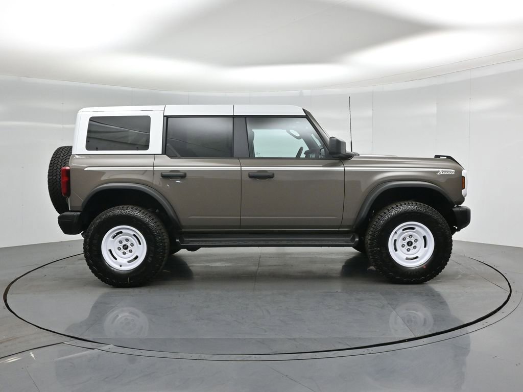 Certified 2026 Ford Bronco Heritage Edition AWD/4WD image 27