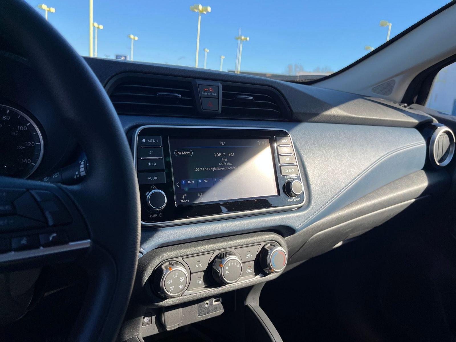 Used 2025 Nissan Versa SV FWD image 20
