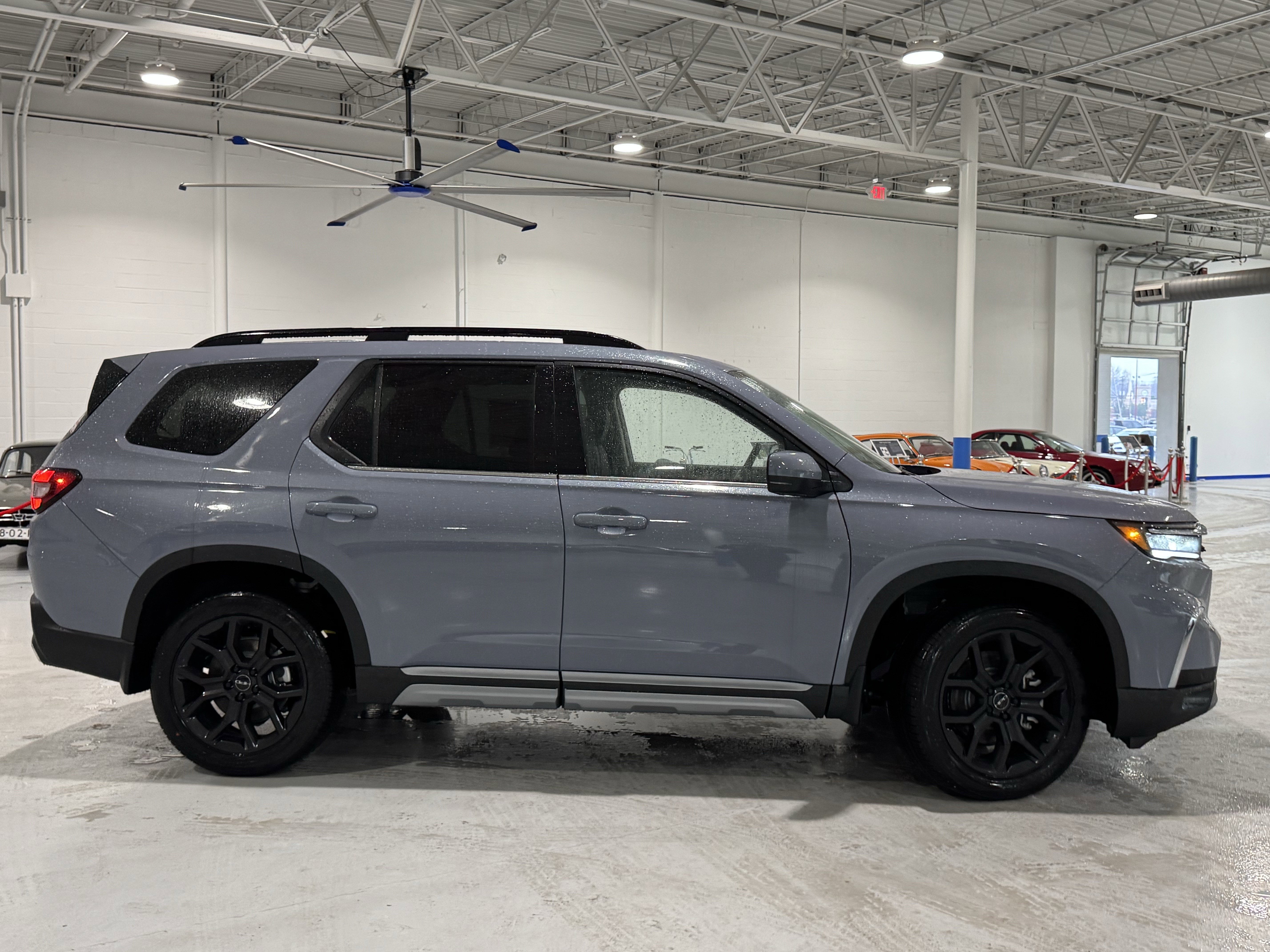 New 2025 Honda Pilot Touring video 2