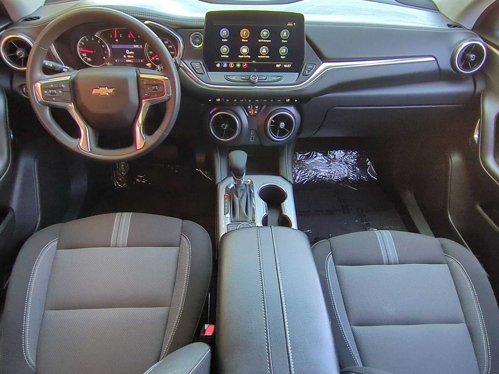 Used 2025 Chevrolet Blazer LT FWD image 13