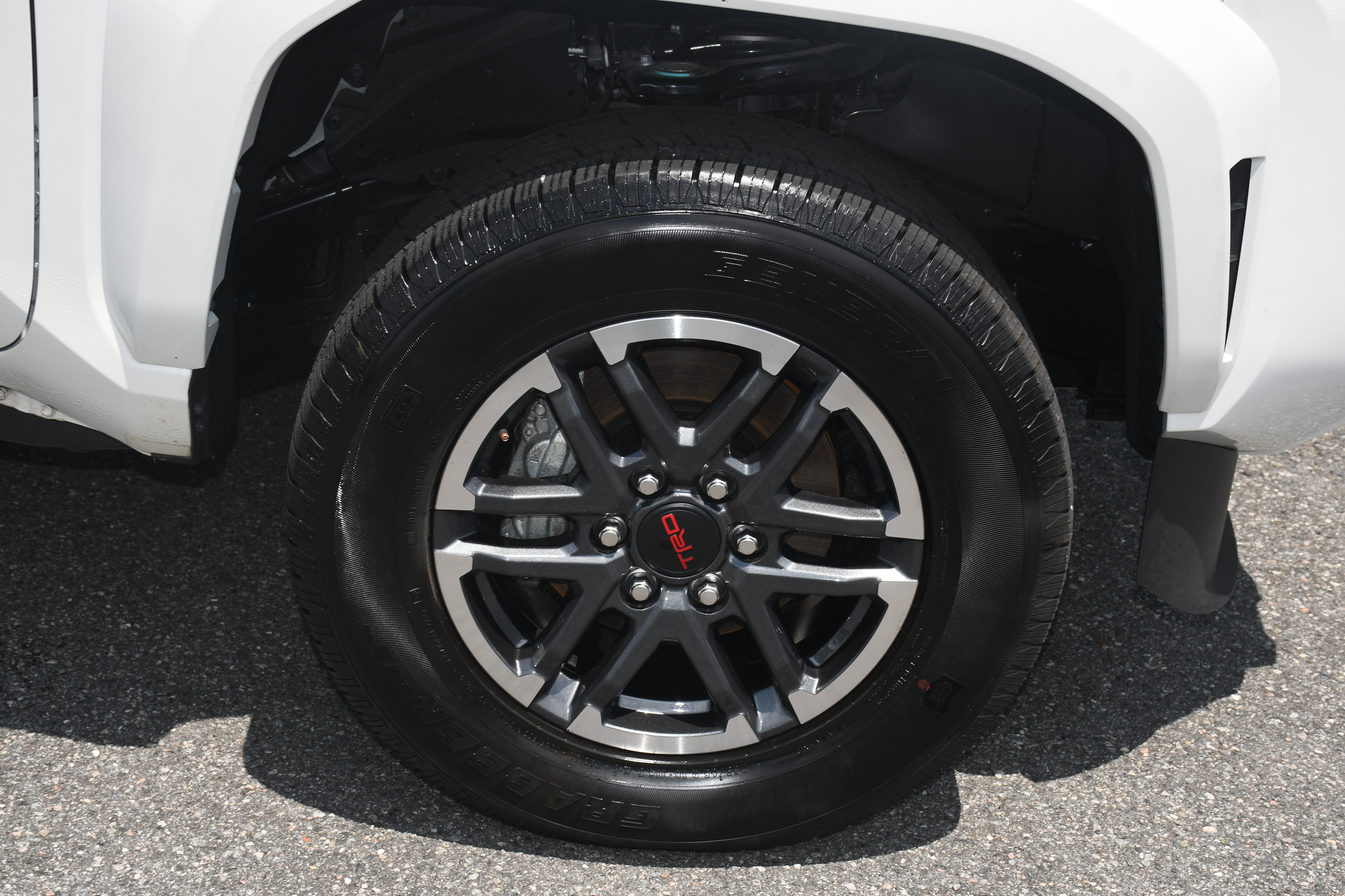Used 2024 Toyota Tacoma TRD Sport AWD/4WD image 20