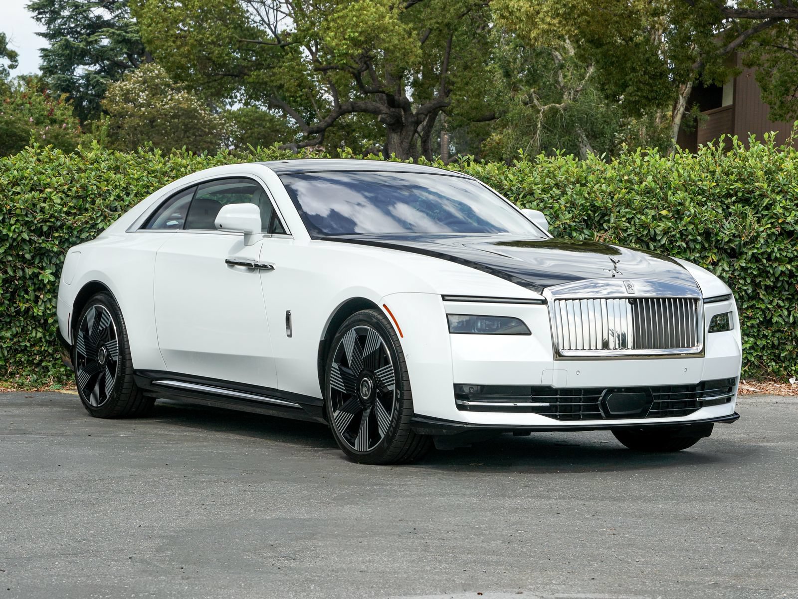 Certified 2024 Rolls-Royce Spectre w/ Spectre Launch Package AWD/4WD image 9