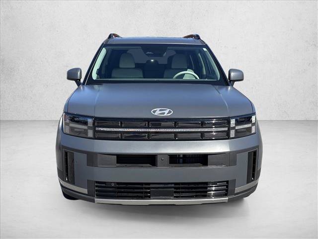 Used 2025 Hyundai Santa Fe Limited FWD image 2