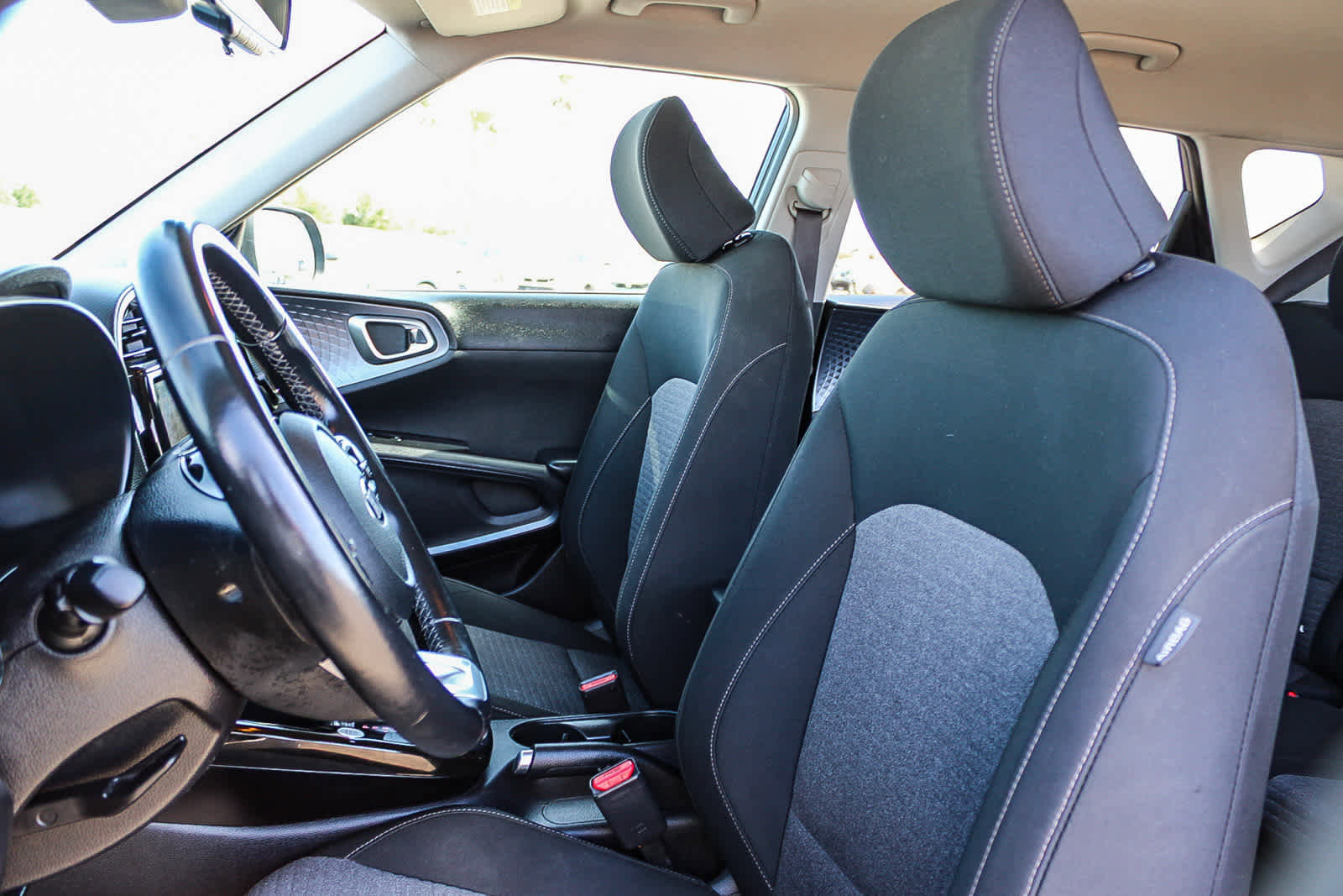 Used 2020 Kia Soul EX image 17