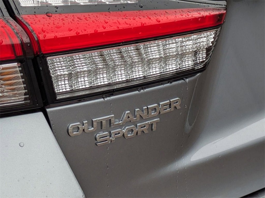 New 2025 Mitsubishi Outlander Sport SE image 10