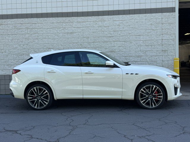 Used 2019 Maserati Levante GTS AWD/4WD image 17