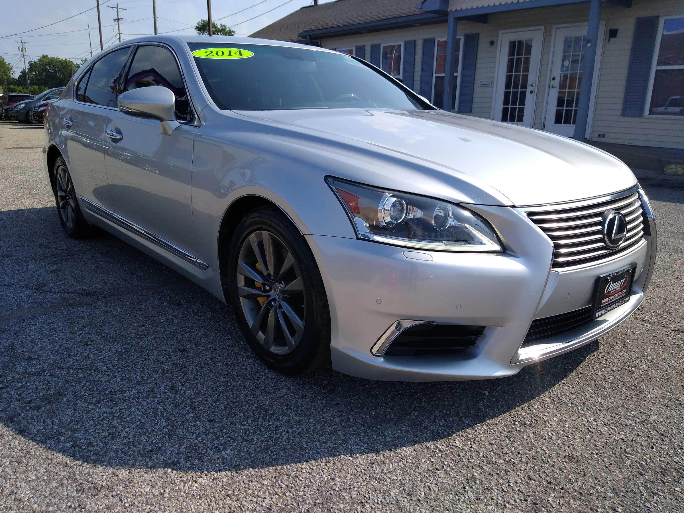 Used 2014 Lexus LS 460 AWD w/ Comfort Package image 3