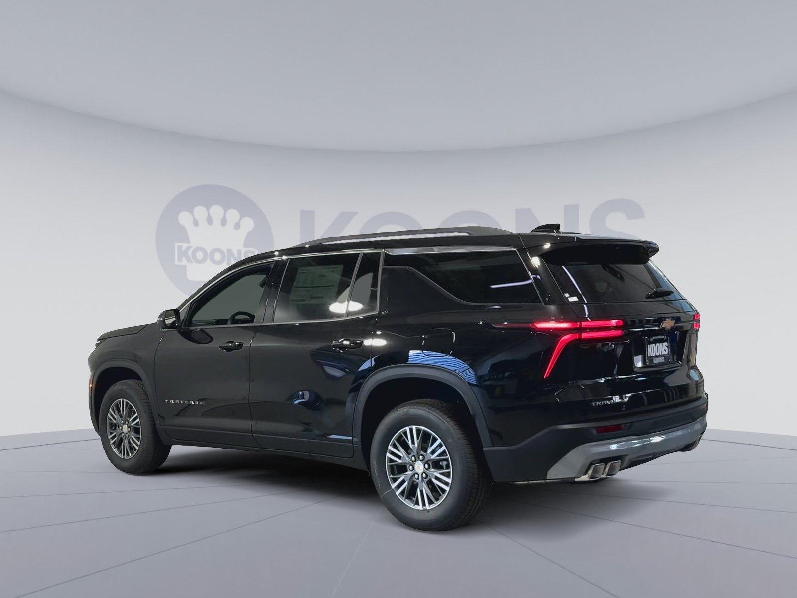 New 2026 Chevrolet Traverse LT w/ Driver Confidence Package FWD image 8
