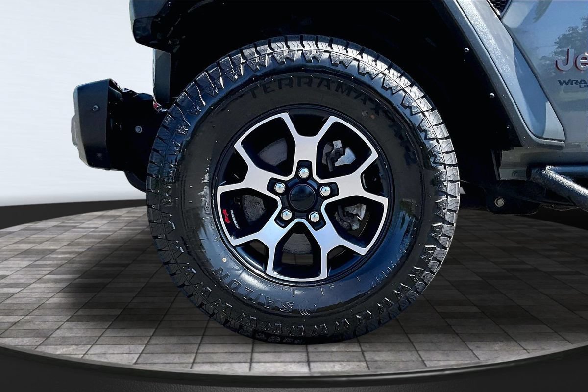 Used 2021 Jeep Wrangler Unlimited Rubicon AWD/4WD image 39