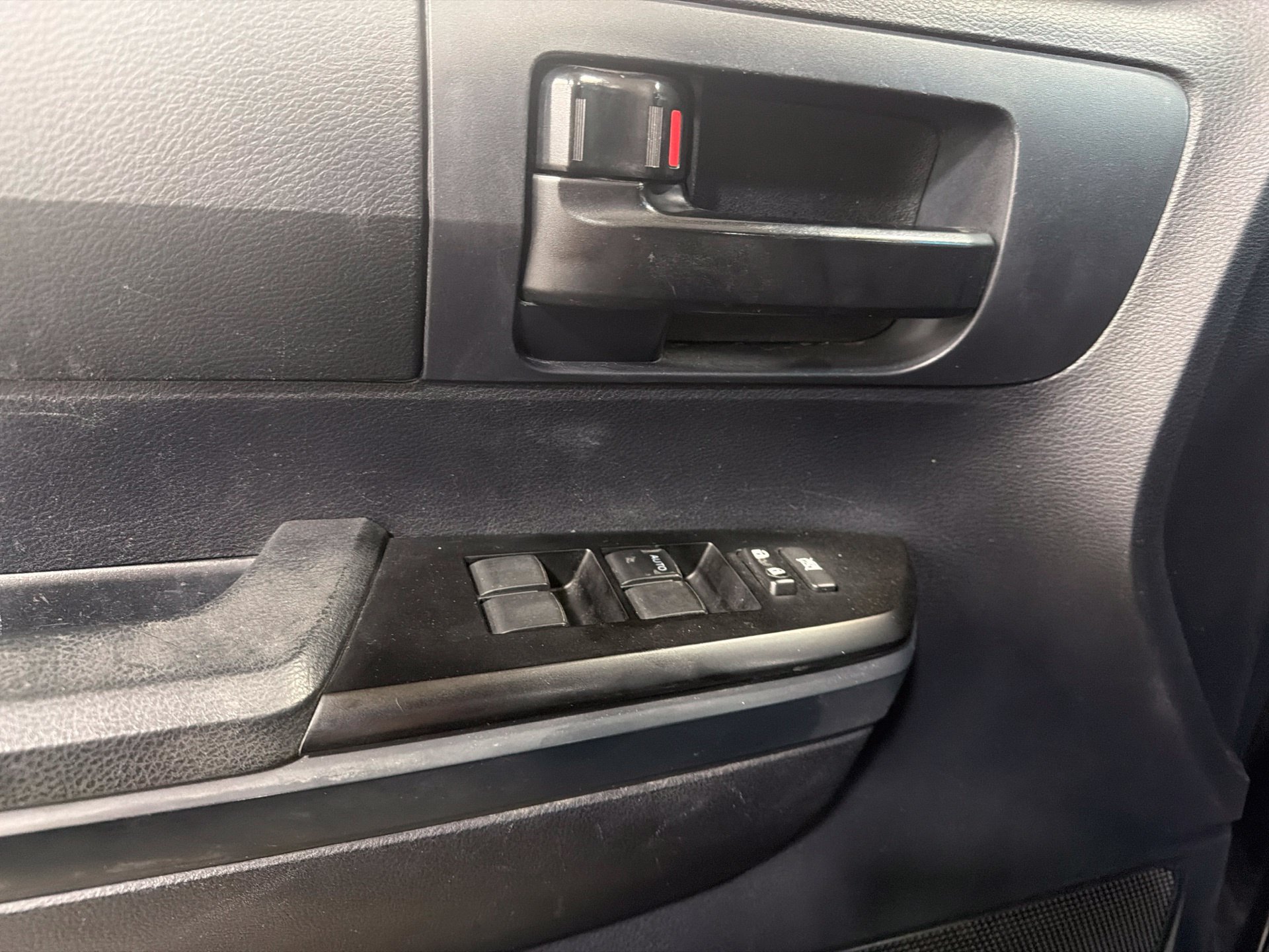 Used 2019 Toyota Tundra SR RWD image 12