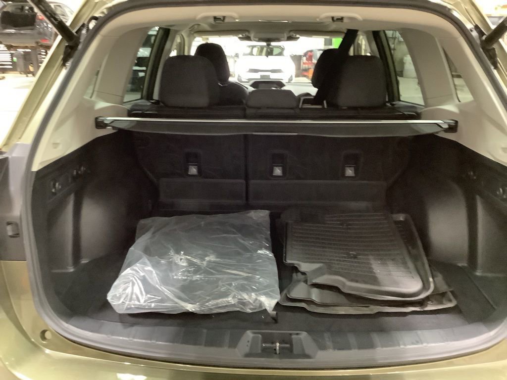 Certified 2022 Subaru Forester Premium image 26