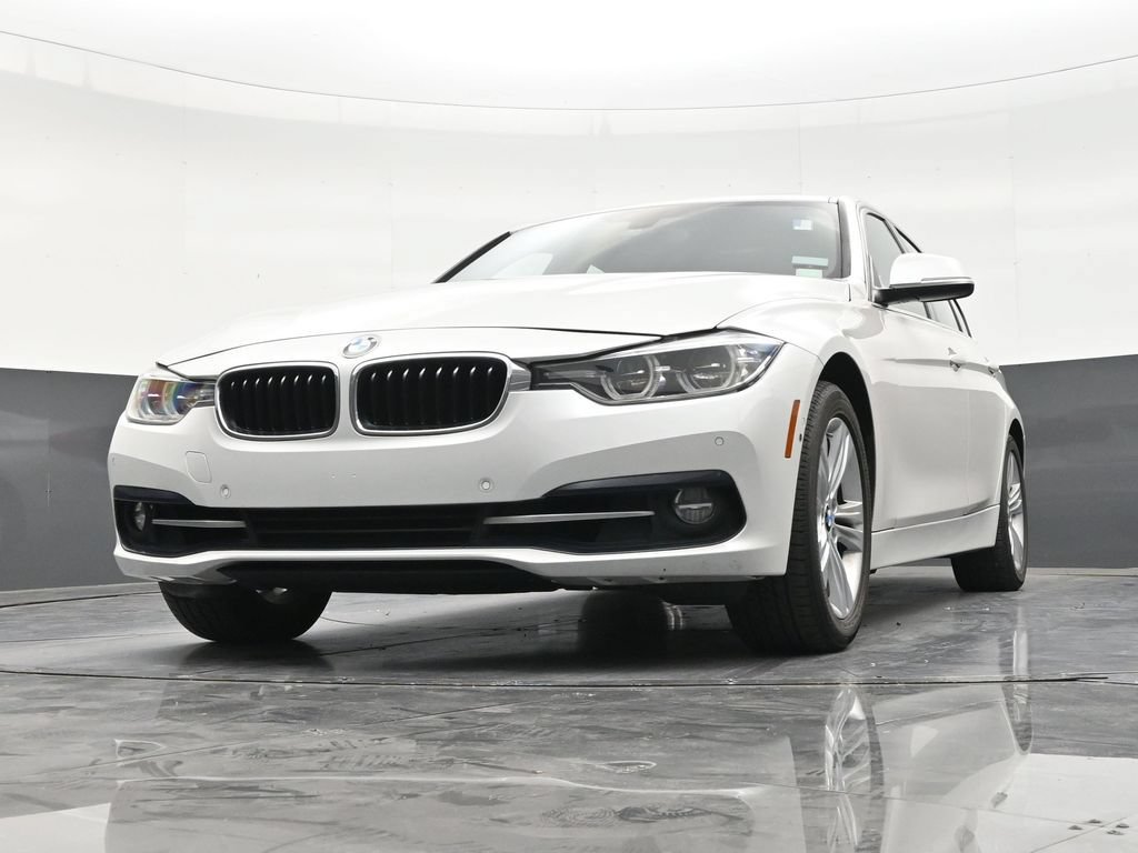 Used 2018 BMW 330i Sedan RWD image 27