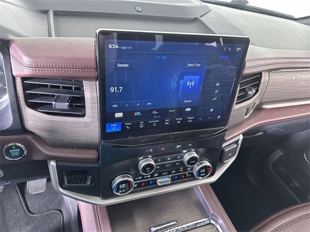 Used 2024 Ford Expedition Limited image 13