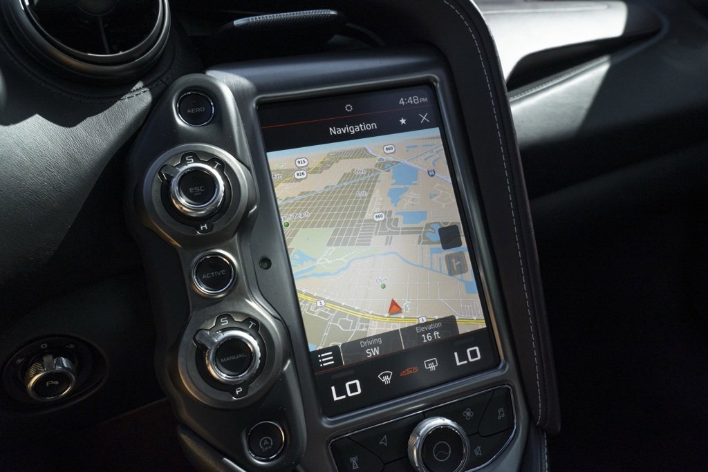 Used 2018 McLaren 720S Performance image 32