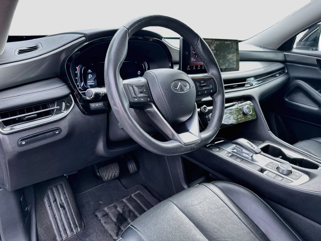 Certified 2024 INFINITI QX60 Luxe w/ Cargo Package AWD/4WD image 10
