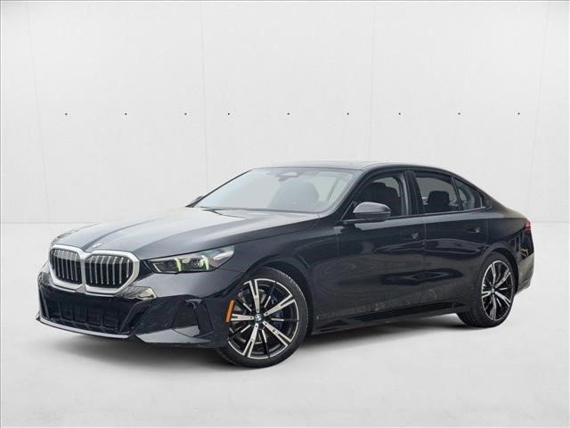 Used 2025 BMW 530i xDrive w/ M Sport Package image 1