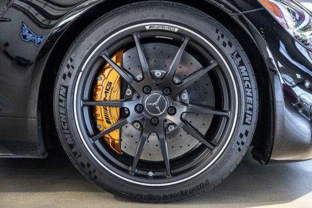 Used 2018 Mercedes-Benz AMG GT R image 24