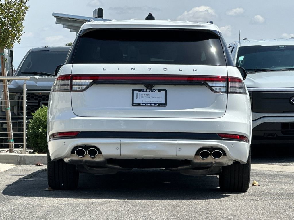 Certified 2025 Lincoln Aviator Reserve w/ Equipment Group 201A AWD/4WD image 4