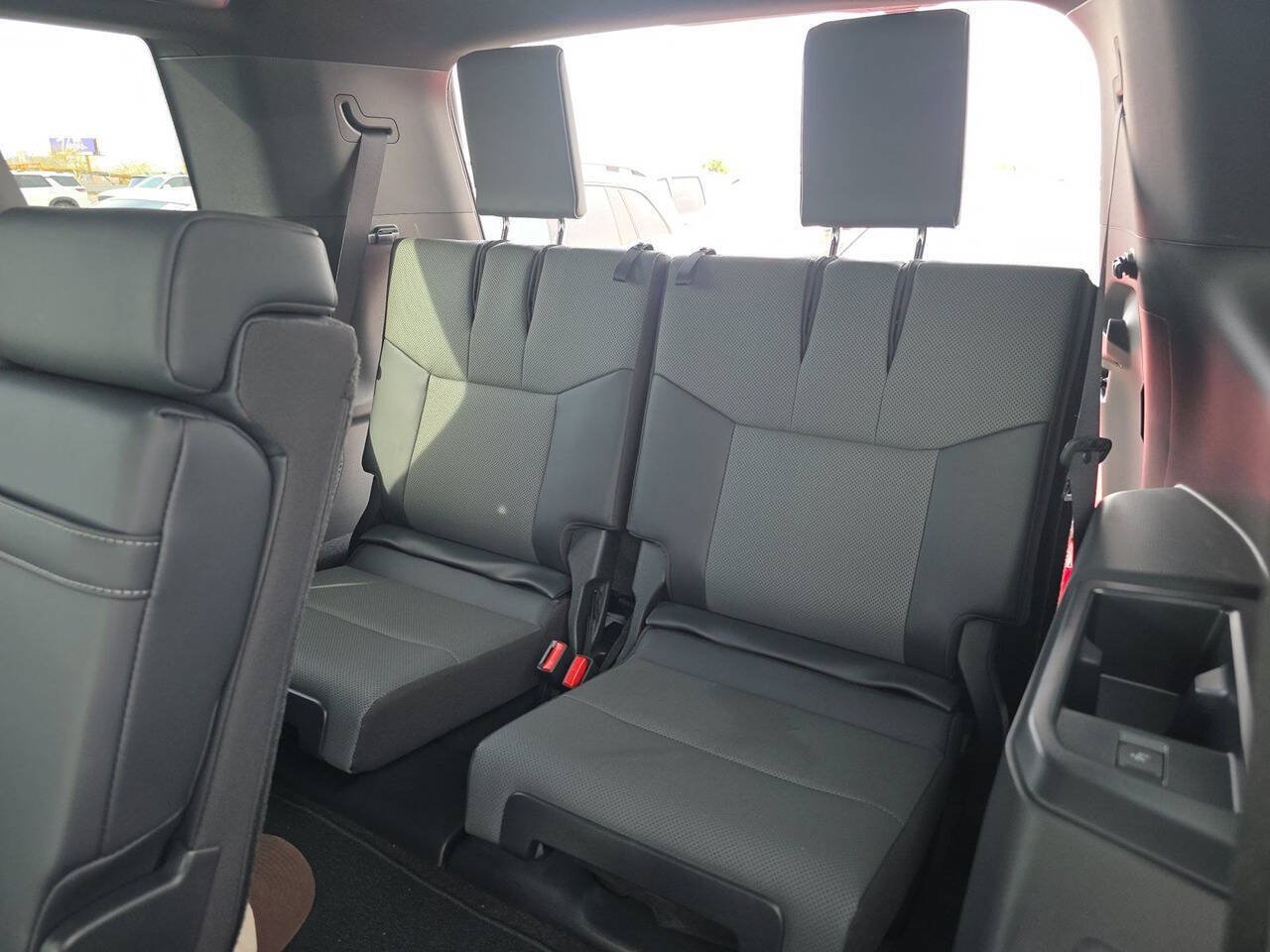 Used 2026 Lexus GX 550 w/ Cold Area Package AWD/4WD image 17