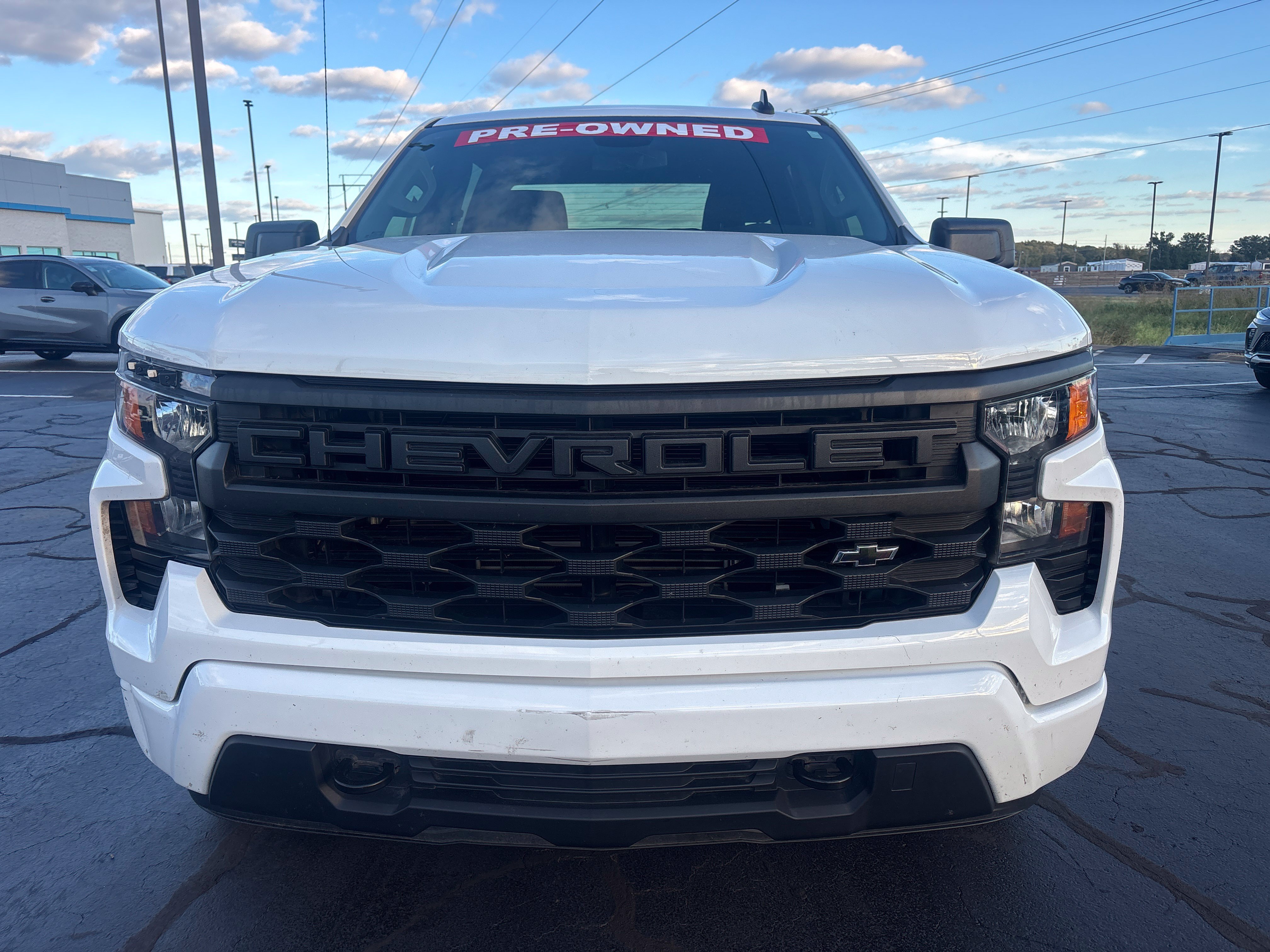 Used 2022 Chevrolet Silverado 1500 Custom AWD/4WD image 2