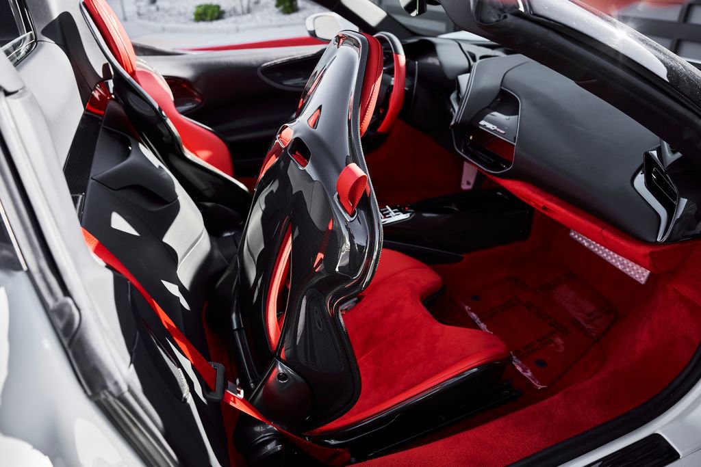 Used 2025 Ferrari SF90 Spider AWD/4WD image 46