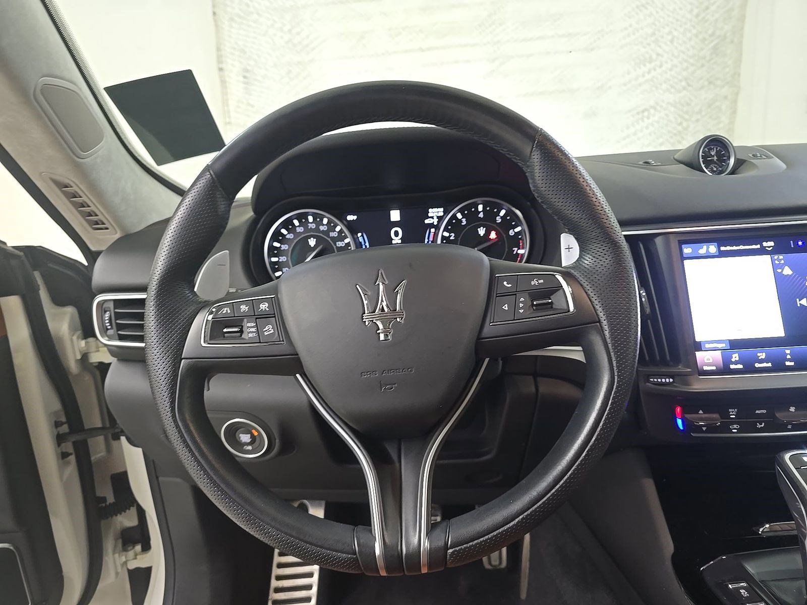 Used 2022 Maserati Levante Modena AWD/4WD image 9