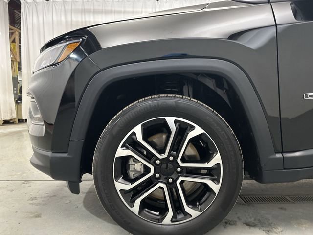 Used 2023 Jeep Compass Limited image 22