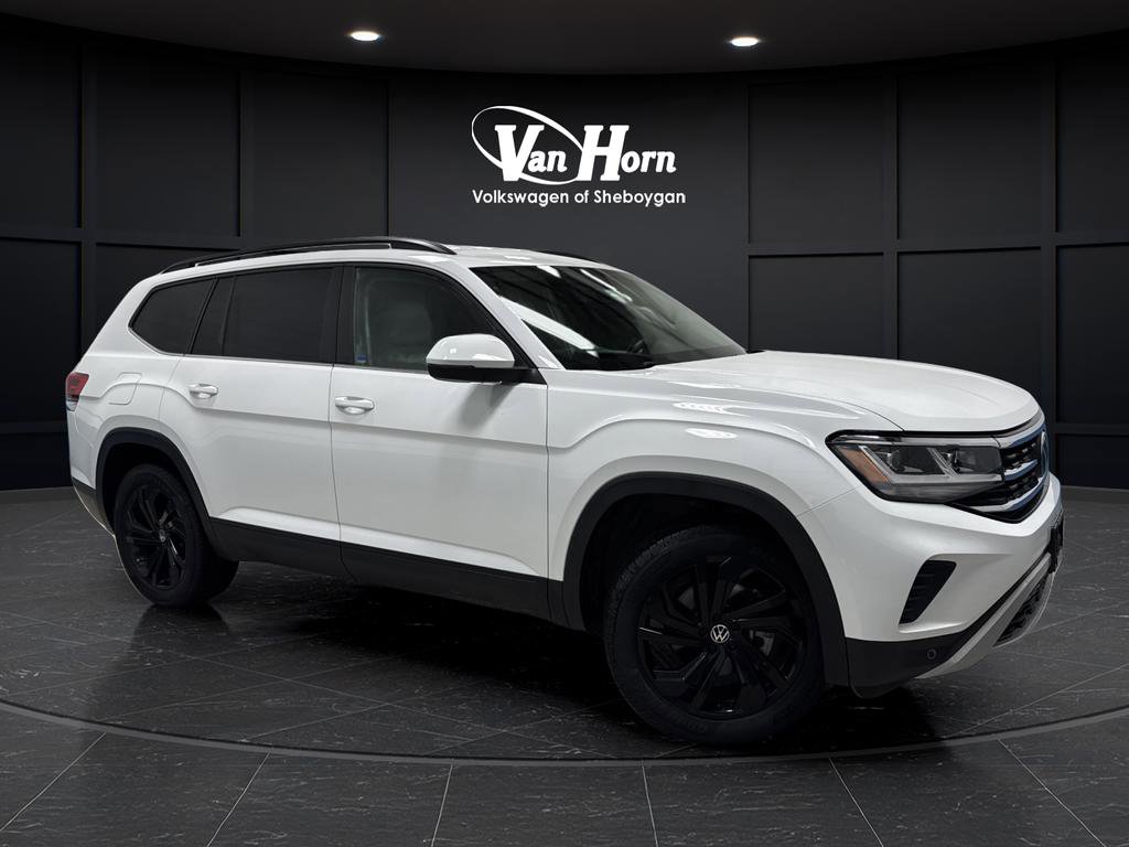 Used 2022 Volkswagen Atlas SE w/ Black Wheel Package image 37