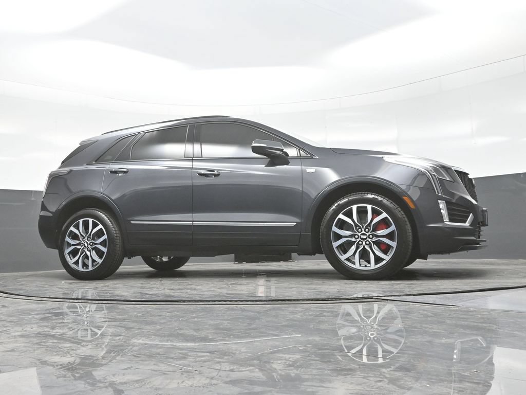 Certified 2022 Cadillac XT5 Sportv w/ LPO, Floor Liner Package AWD/4WD image 25
