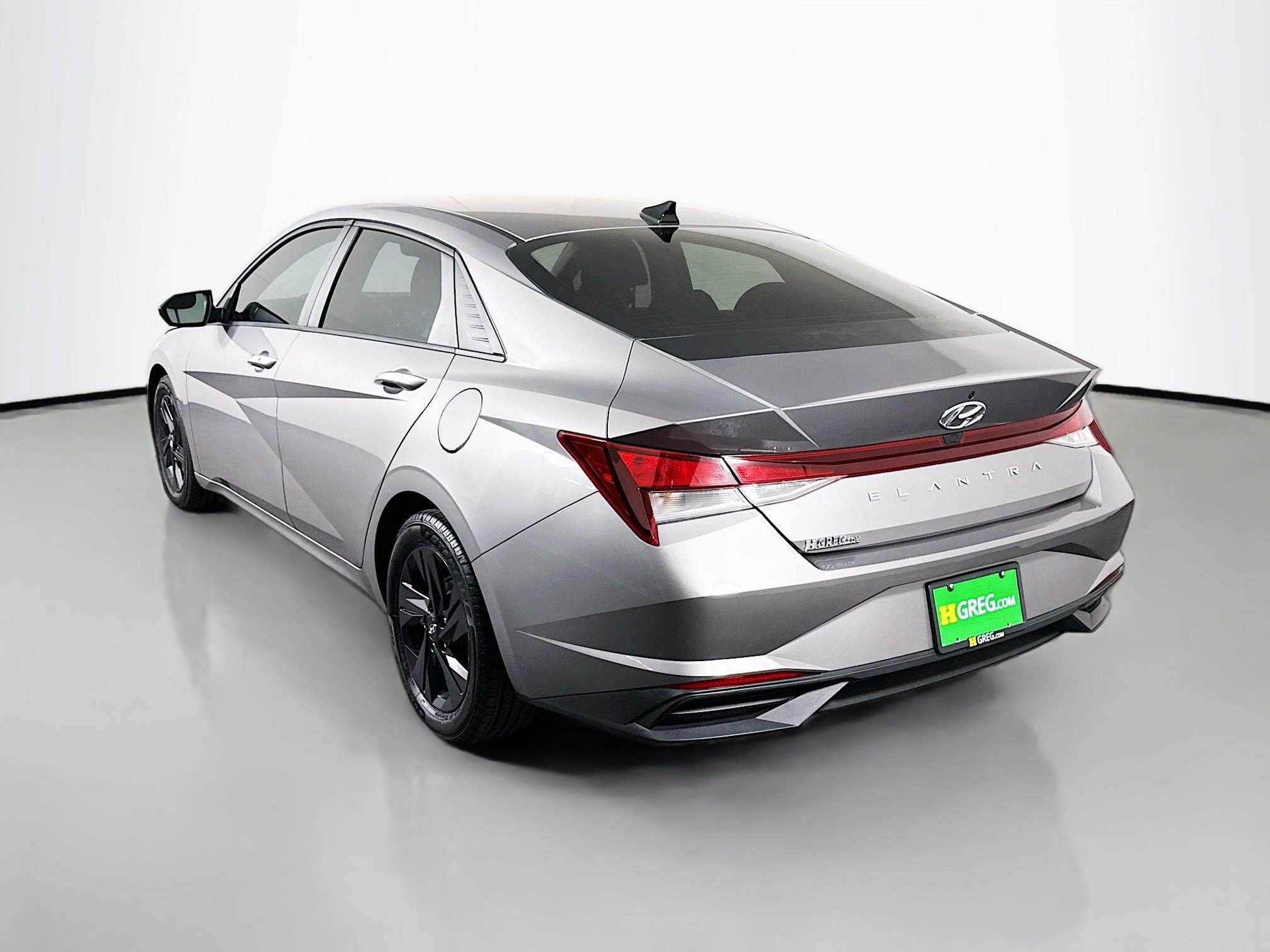 Used 2022 Hyundai Elantra SEL FWD image 7