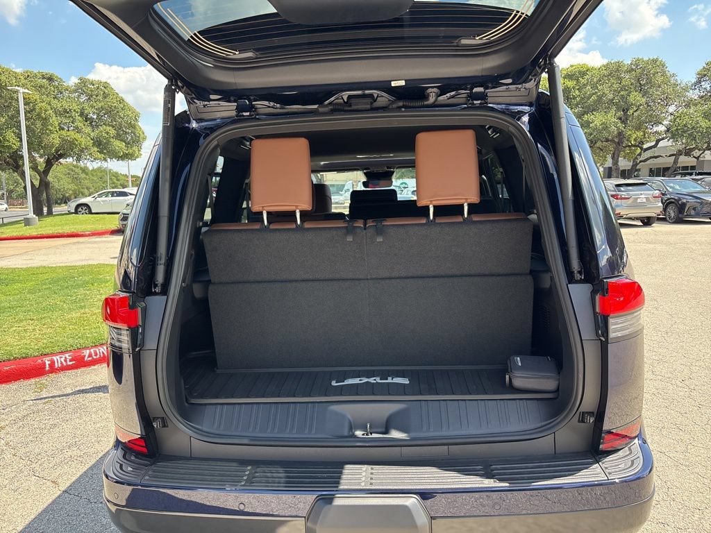 Certified 2026 Lexus GX 550 AWD/4WD image 22