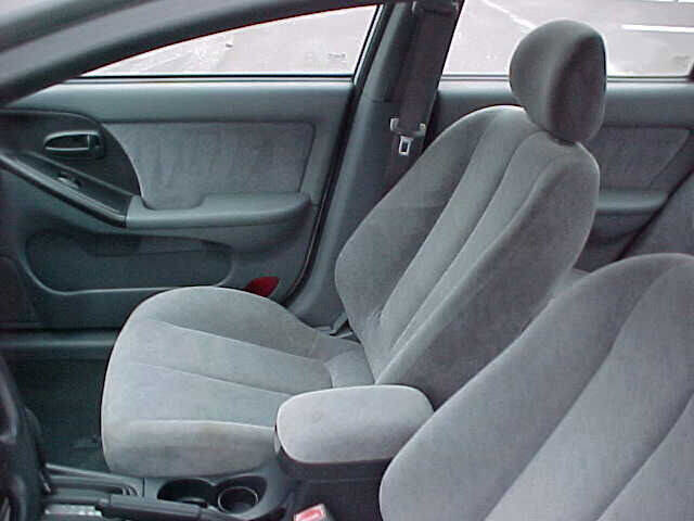 Used 2005 Hyundai Elantra GLS FWD image 8