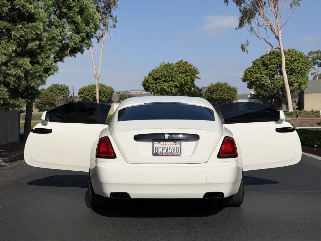 Used 2017 Rolls-Royce Wraith RWD image 12