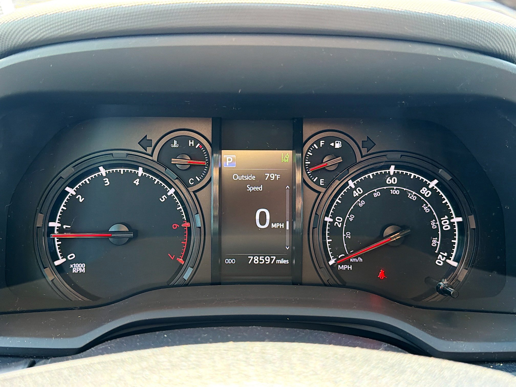 Used 2022 Toyota 4Runner SR5 AWD/4WD image 18