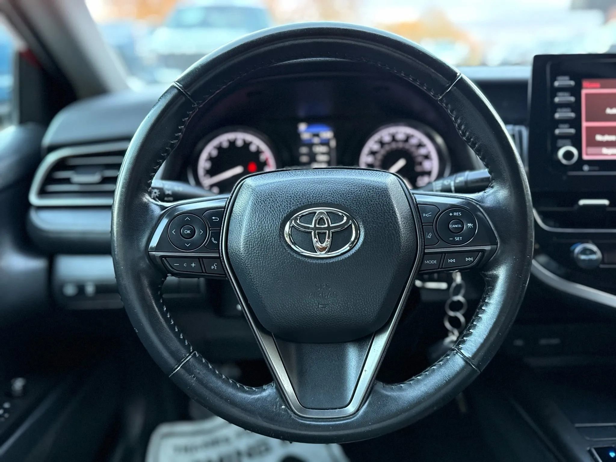 Used 2021 Toyota Camry SE image 33