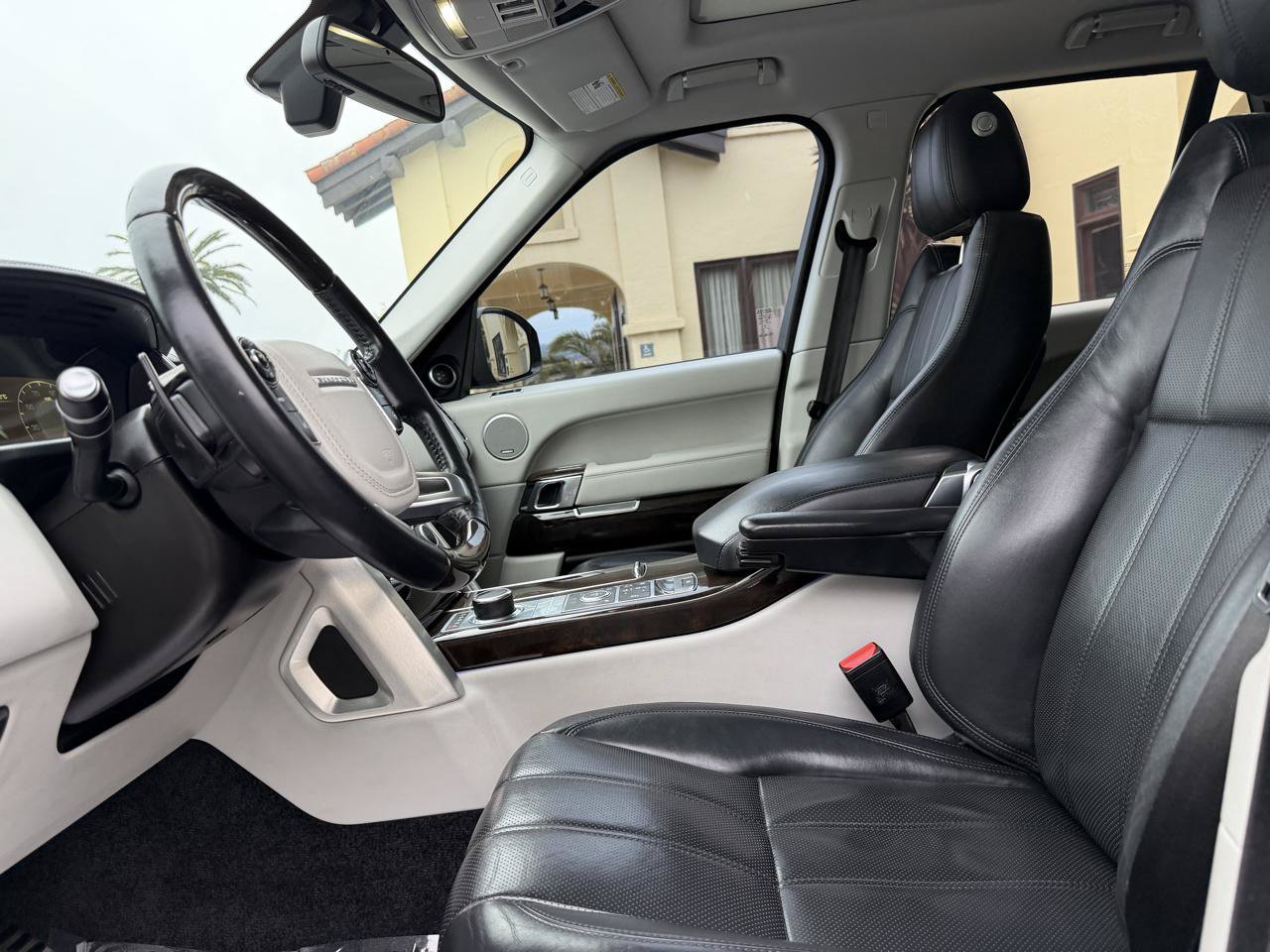 Used 2014 Land Rover Range Rover Supercharged AWD/4WD image 55