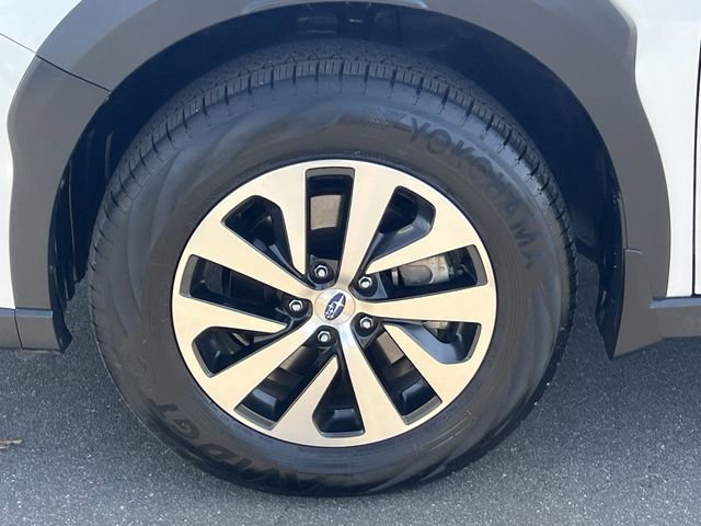 Certified 2025 Subaru Outback Premium w/ Popular Package #1A image 40