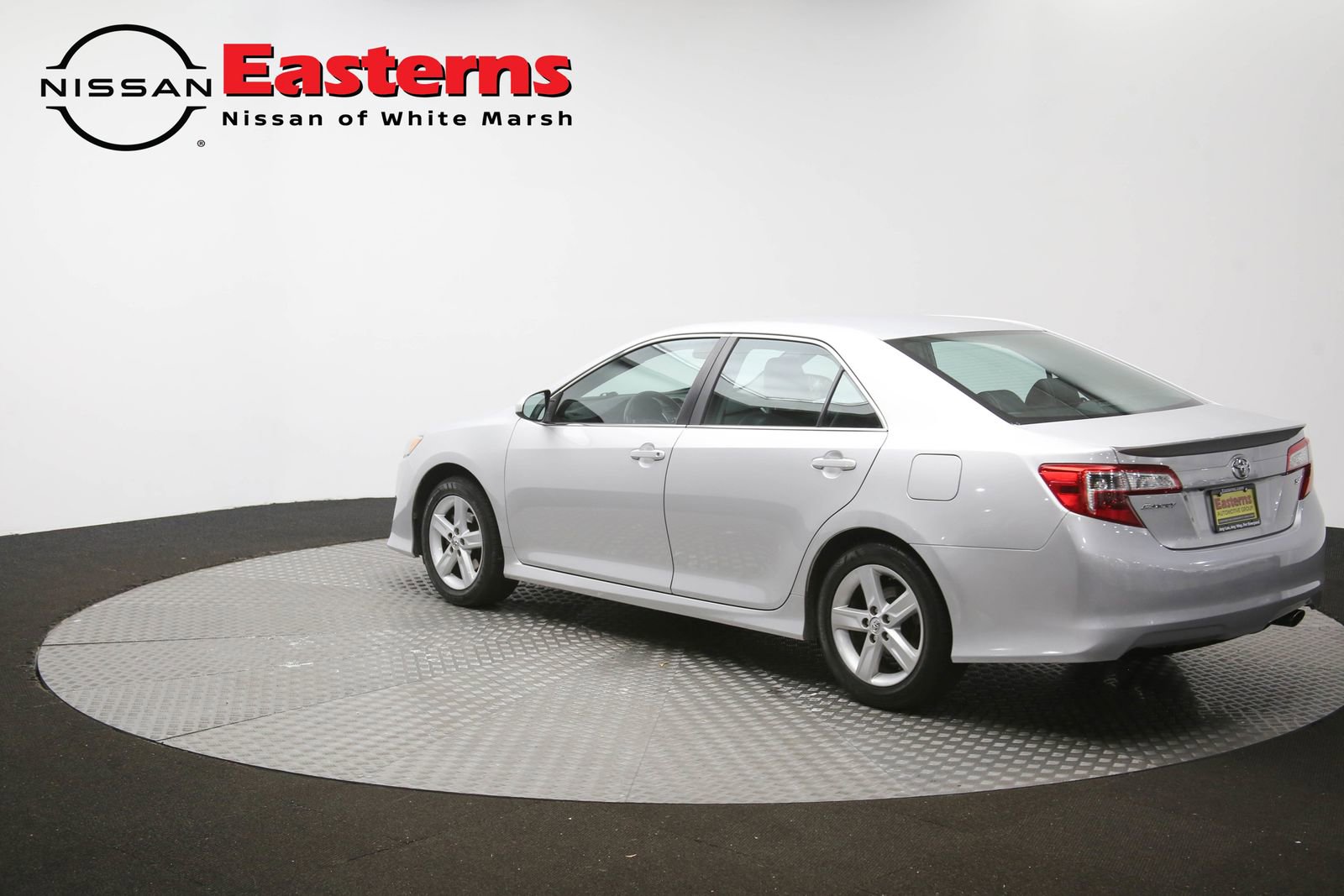 Used 2014 Toyota Camry SE FWD image 63