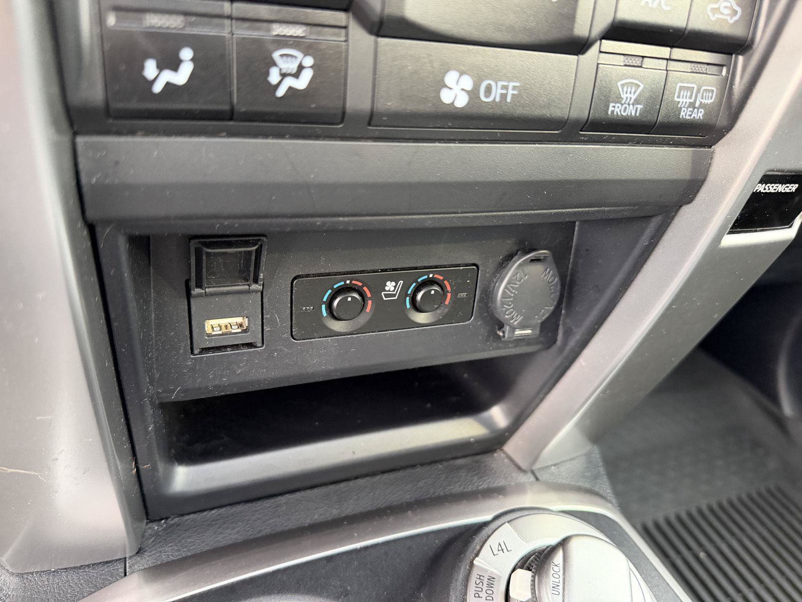 Certified 2022 Toyota 4Runner Limited AWD/4WD image 26