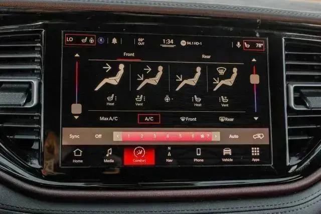 Used 2022 Dodge Durango Citadel image 29