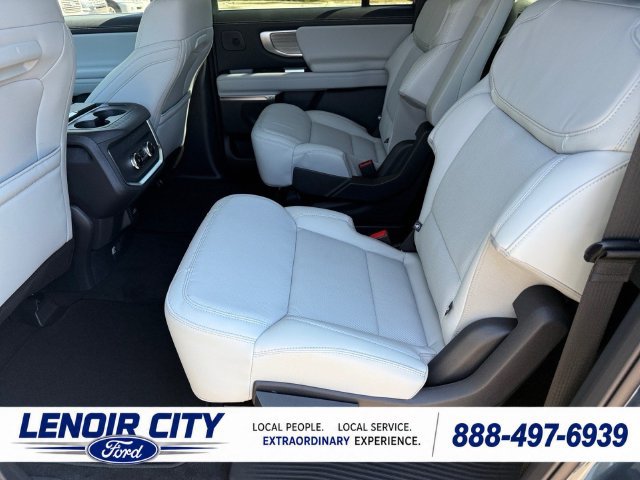 New 2027 Ford Expedition Max Platinum w/ Driver's Package AWD/4WD image 11