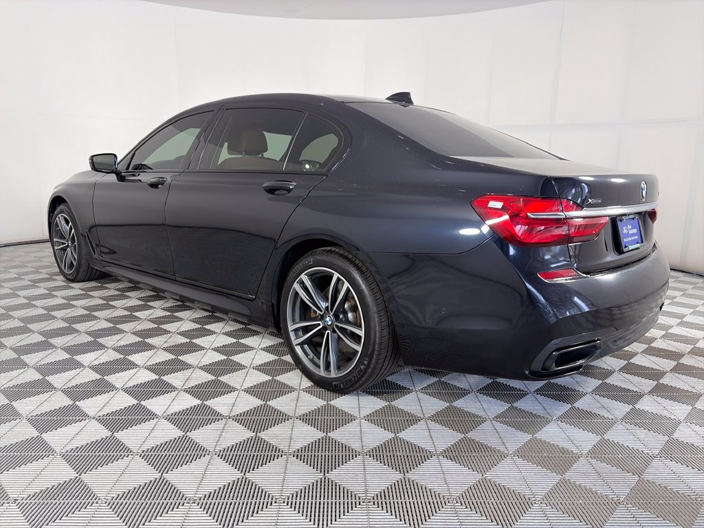 Used 2017 BMW 750i xDrive AWD/4WD image 5