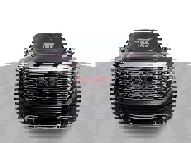 Used 2025 GMC Sierra 1500 Denali image 3
