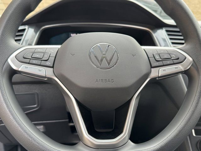 Used 2022 Volkswagen Tiguan S image 22
