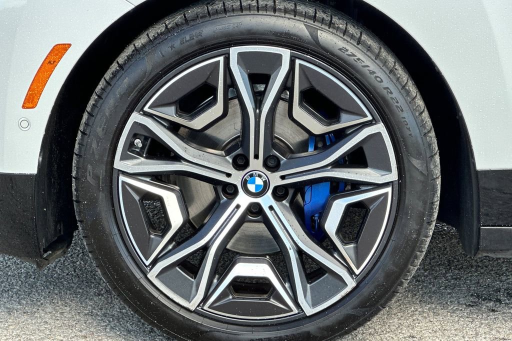 Used 2025 BMW iX xDrive50 w/ Premium Package AWD/4WD image 33