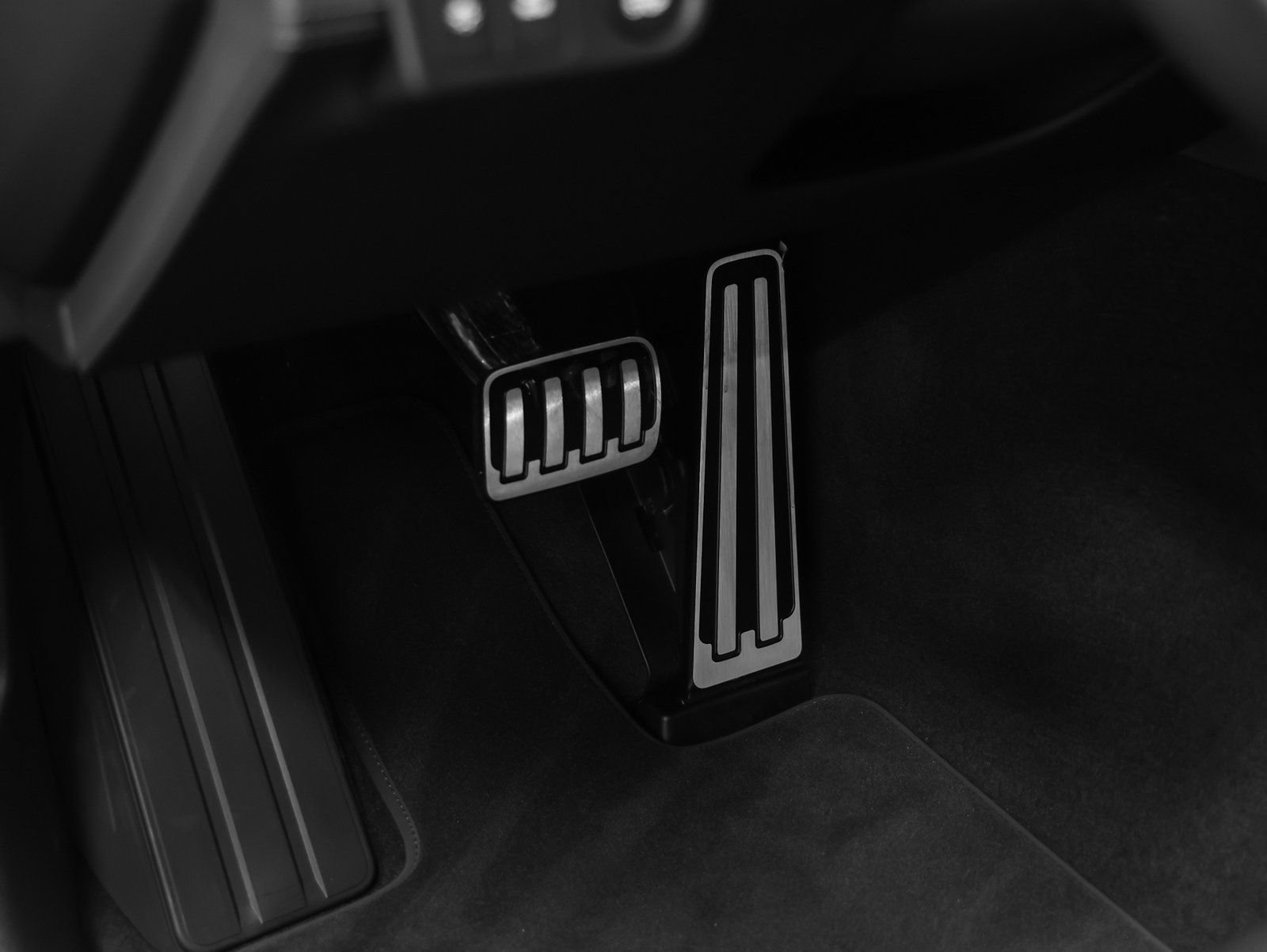 Certified 2026 Porsche Panamera 4 AWD/4WD image 33